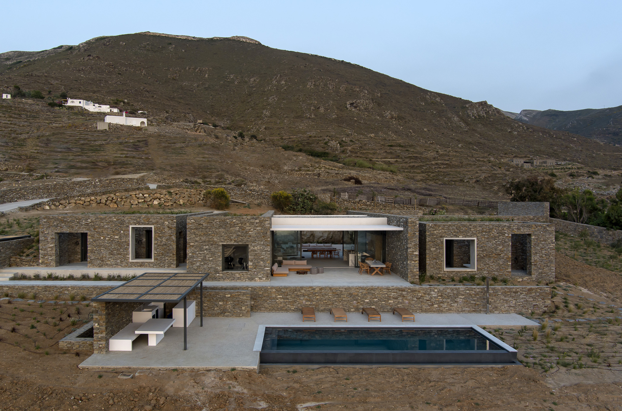 Petra Home / React Architects