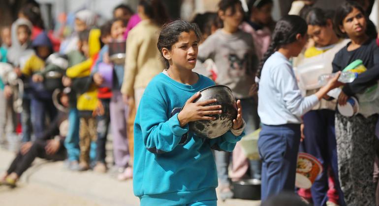 Gaza: grave crise alimentar leva pessoal humanitário a “desmaiar de fome”