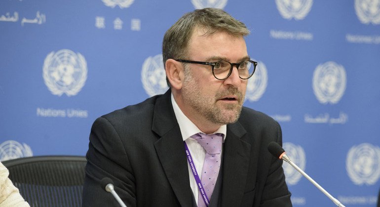 Brasil deve enfrentar passado de ditadura para garantir futuro da democracia