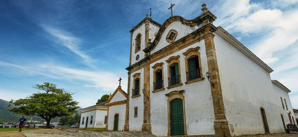 Desafio Brasil Festivo, da Embratur, leva inovação na experiência do turista para Paraty (RJ), durante a FLIP