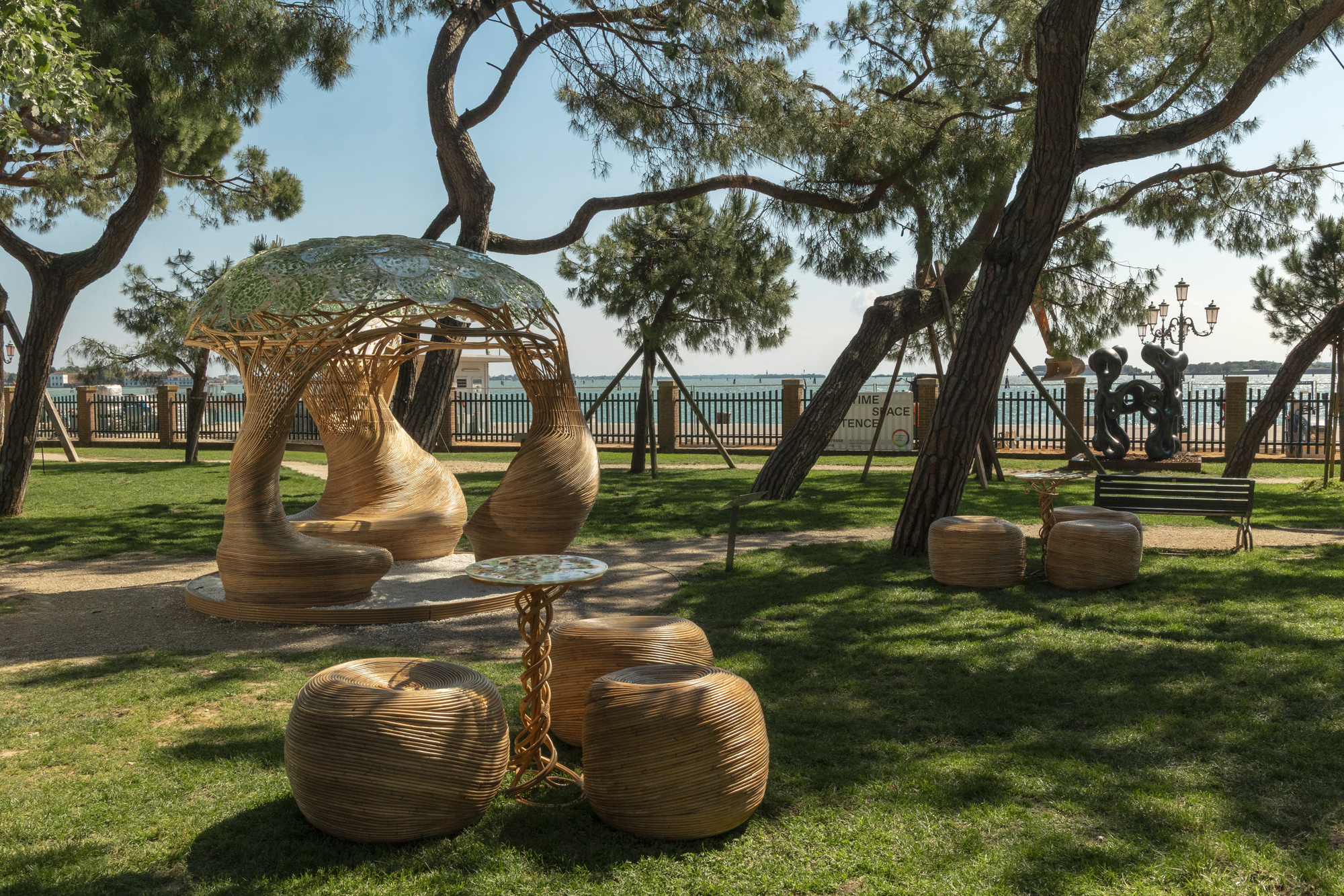 Atos arquitetônicos de reparo: temas críticos da exposição de “existência do espaço no tempo” de 2024 ECC