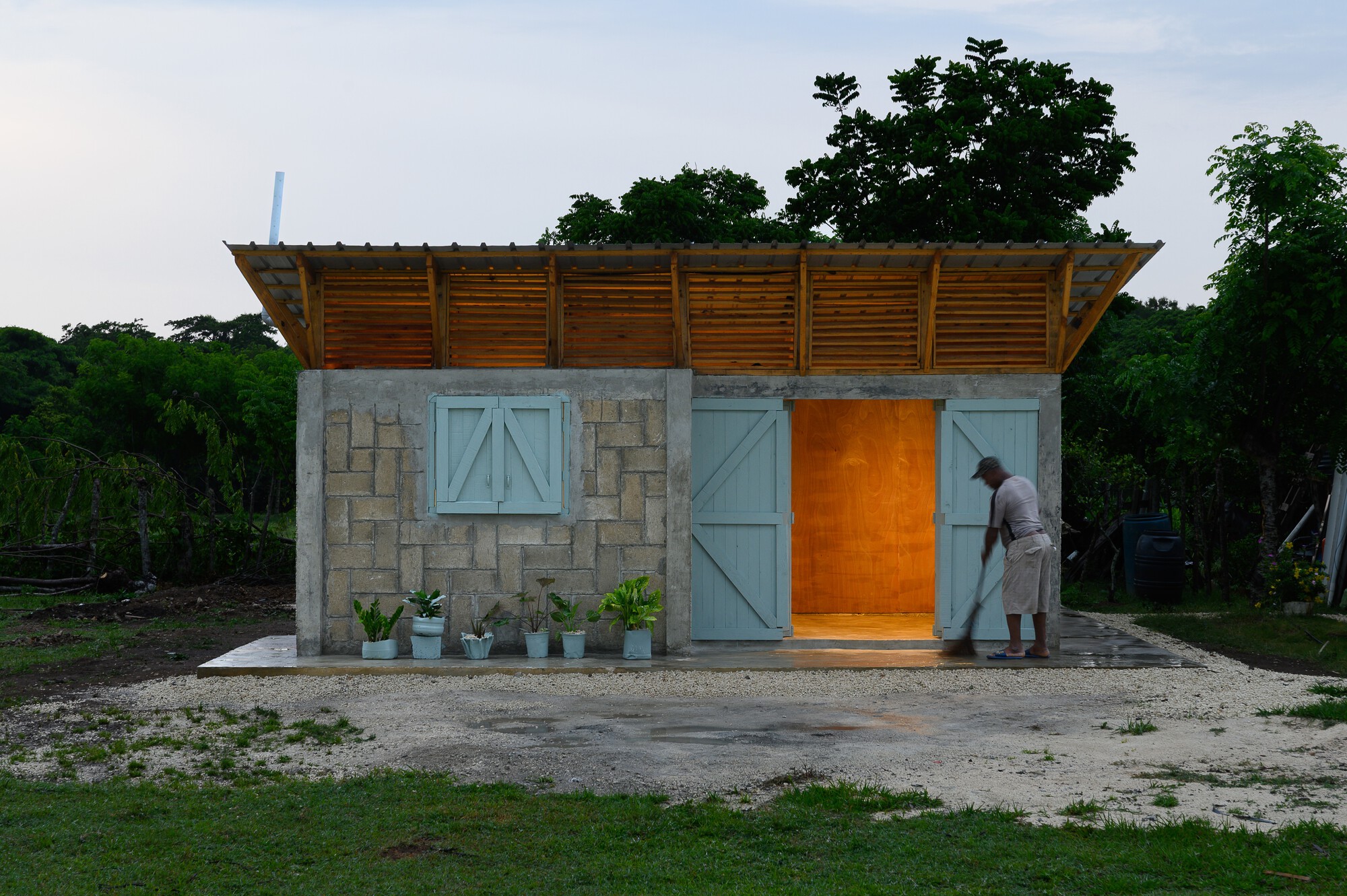 Casa do professor / Øblicuo | Archdaily