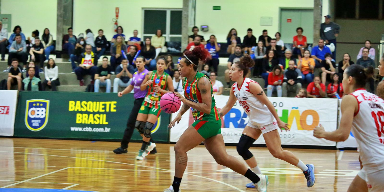Sampaio Basquete e Sesi Araraquara disputam quarto jogo da final