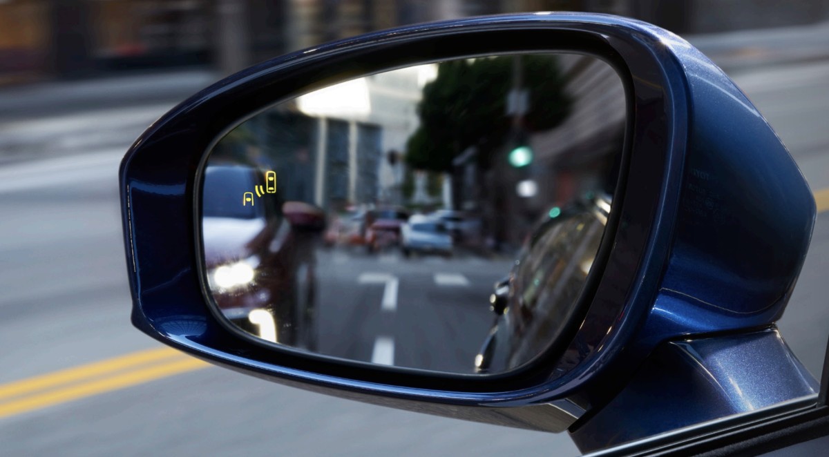 Novo estudo revela que os drivers de recursos tecnológicos adoram e ódio