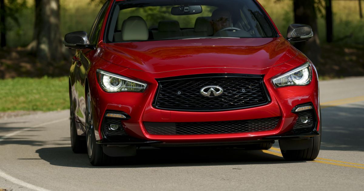 Nissan Z recebendo twin-turbo, primo de sedãs de luxo manual-relatório