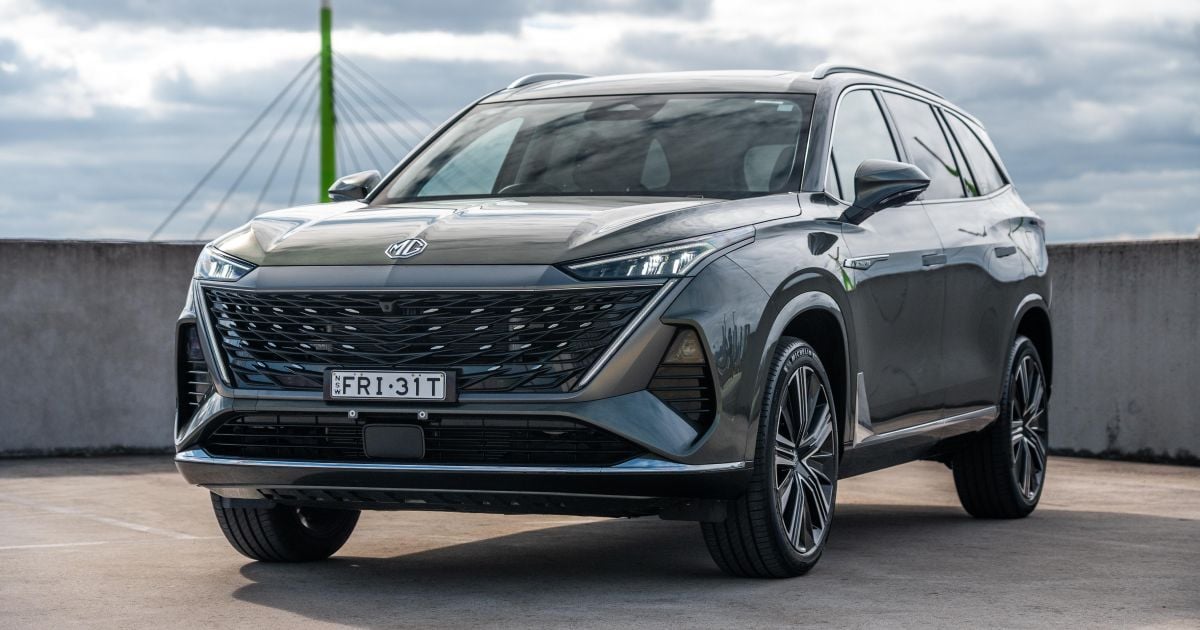 O primeiro rival Toyota Kluger da MG virá com uma grande conta de serviço