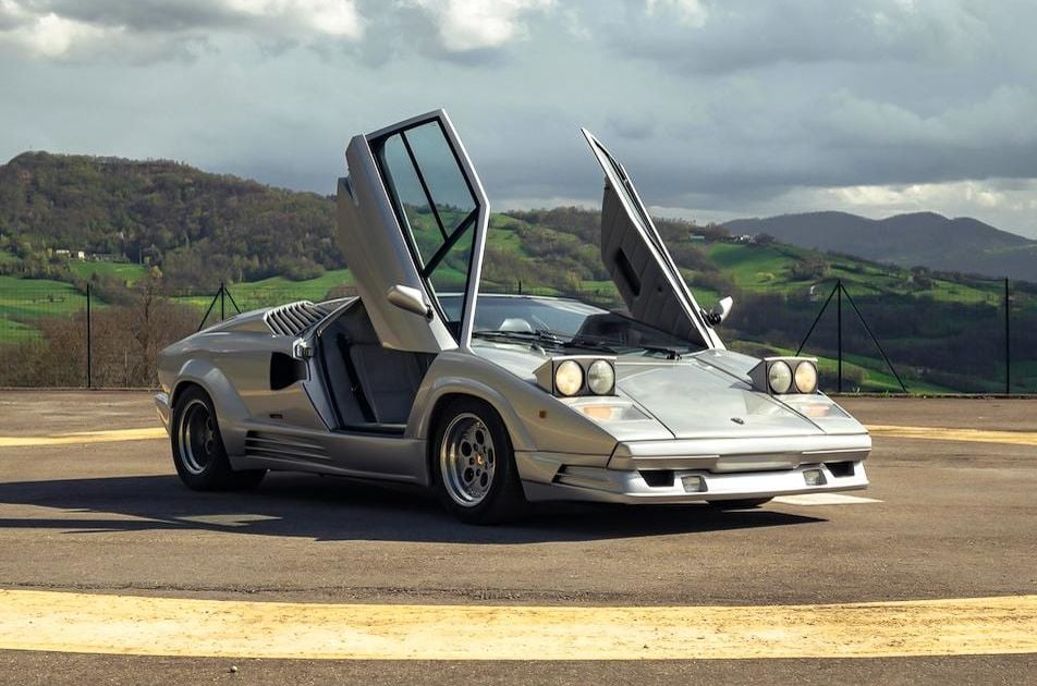 1990 Lamborghini Countach Review | Carexpert