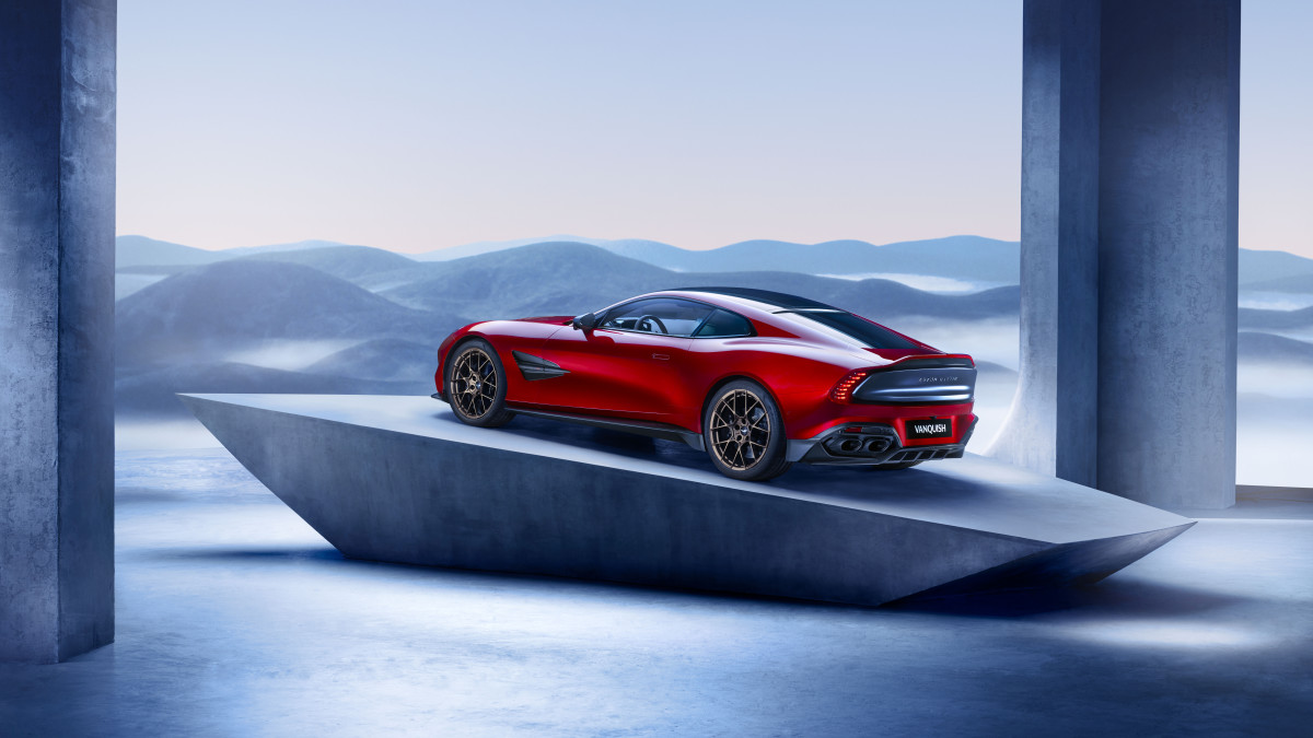 Aston Martin Recorda 2025 VanQuish Over Brake Assist Fault – Correção de software emitida