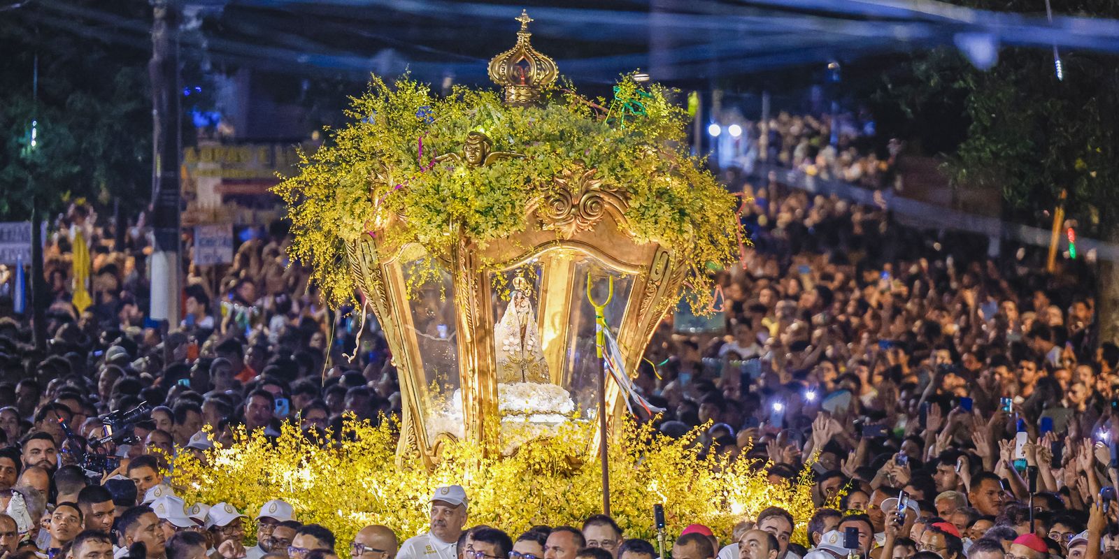 Círio: Em Belém, o manto da Virgem de Nazaré está quase pronto
