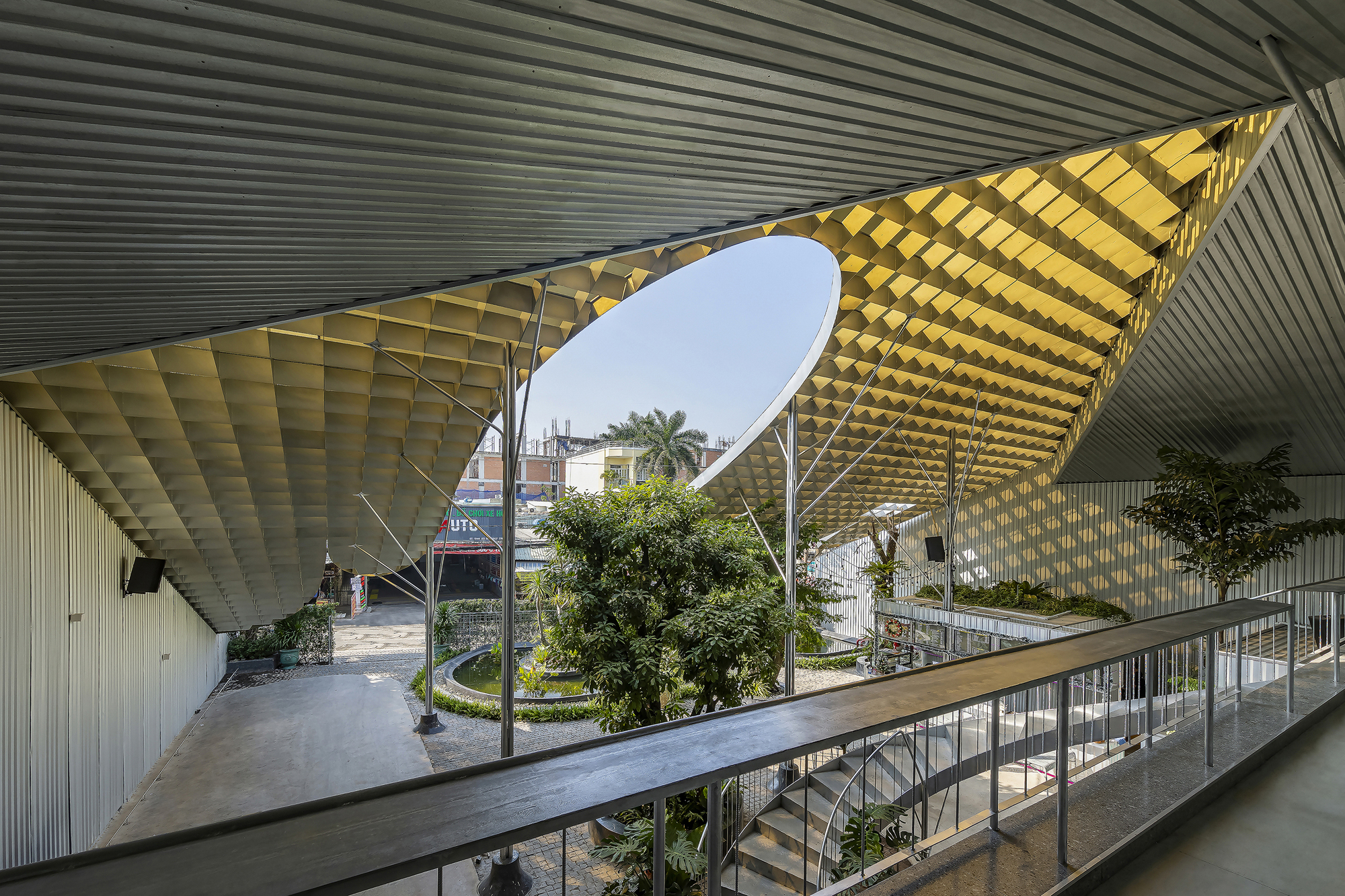 Space4youth / 23o5Studio | Archdaily