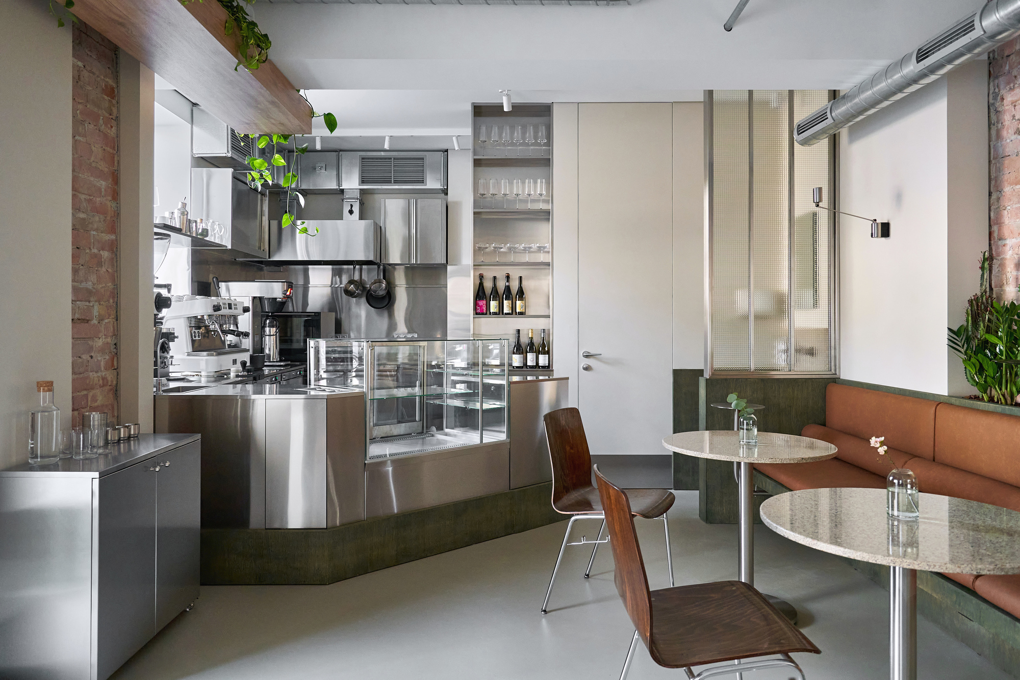 Acacia Coffee & Wine Bar / A-Malysheva Studio