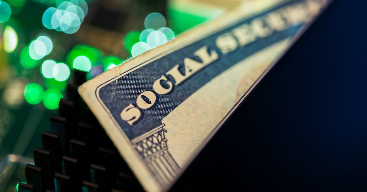 Doge colocou em risco os dados do Seguro Social de todos, reivindicações de denunciantes