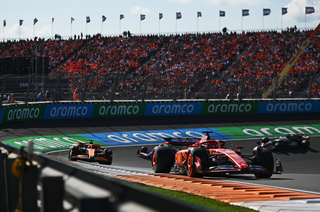 Lapping Zandvoort com Esteban Ocon