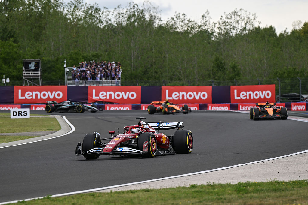 Inconsistência que segura a Ferrari de volta, diz Vasseur