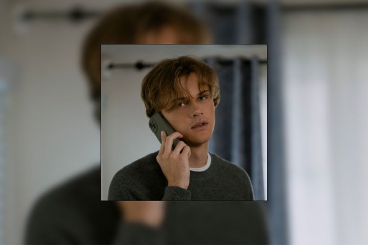 Mova -se sobre os Golden Retrievers, os namorados de gatos negros estão assumindo