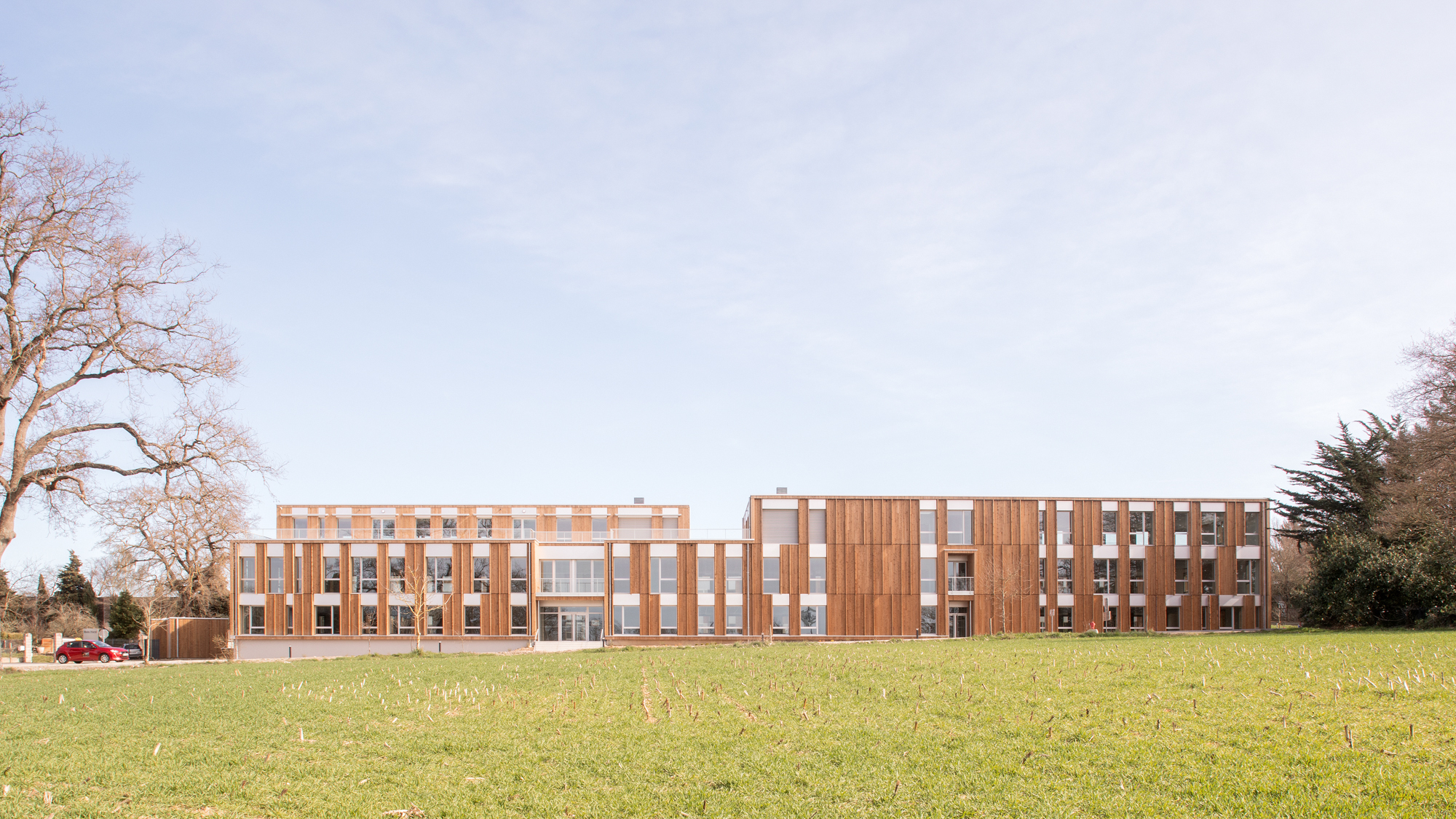 Bois Harel Complexo Terciário / Alta