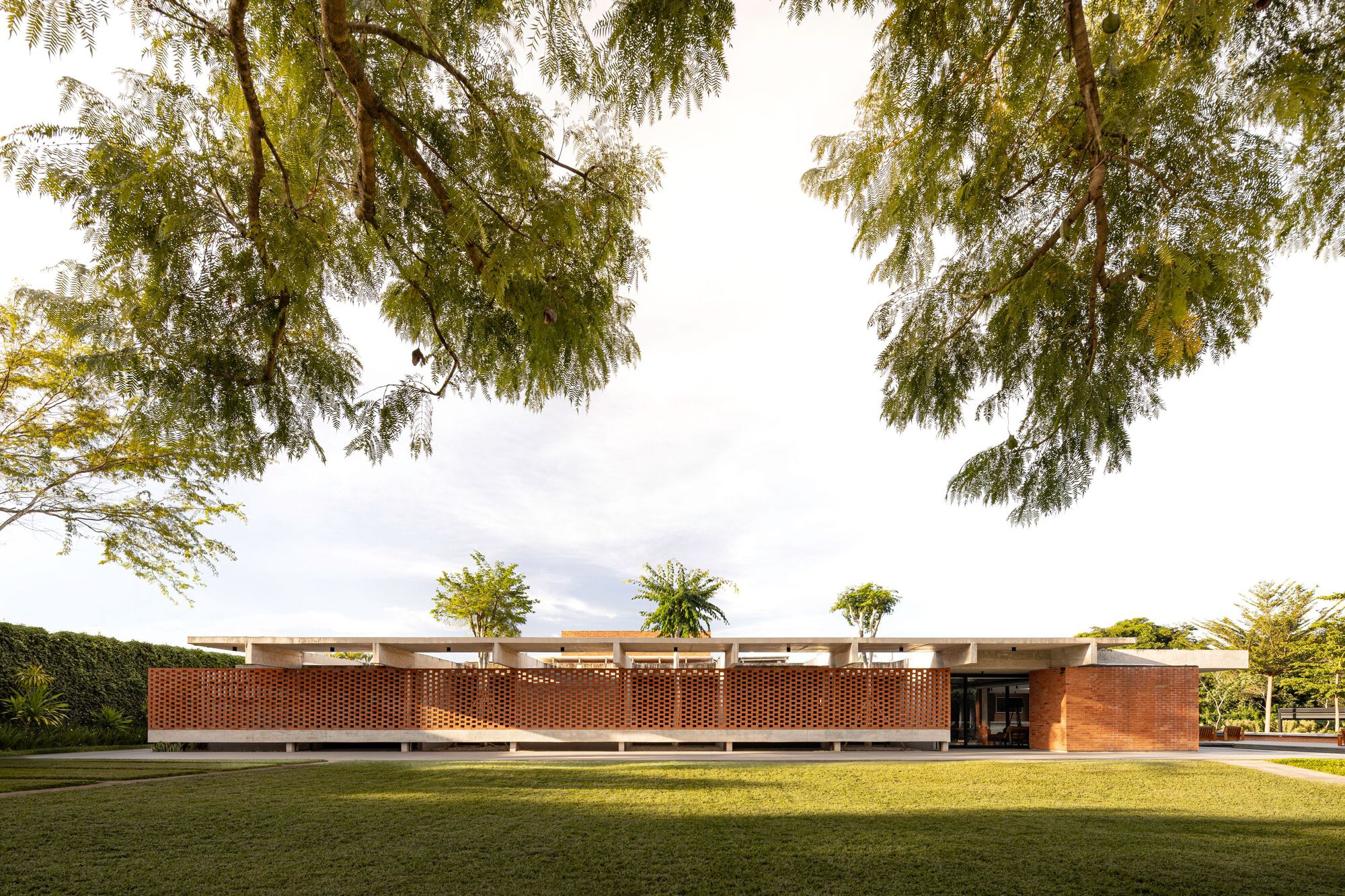 Lima House / BLOCO Arquitetos