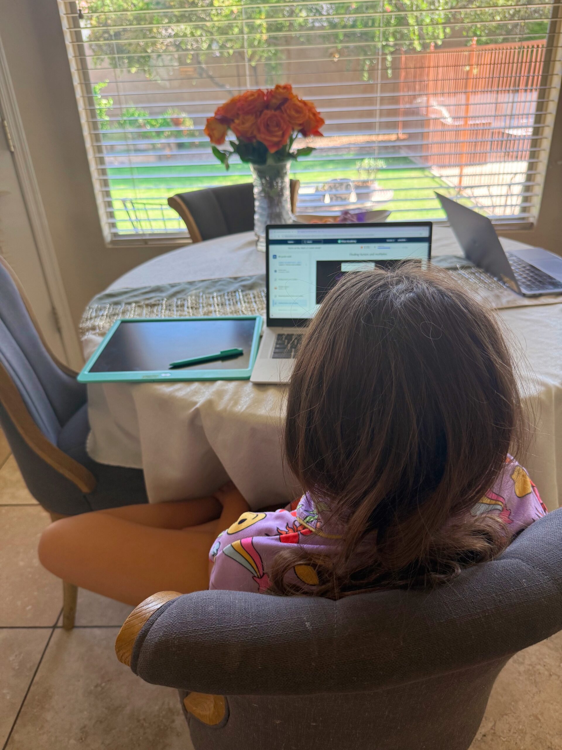 Nosso currículo da 4ª série em casa