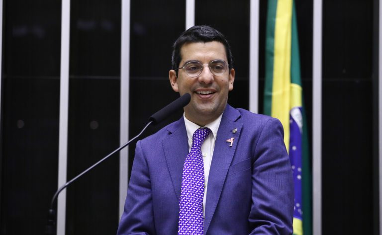 Comissão aprova regras para coprodução cultural e tributação de eventos – Notícias