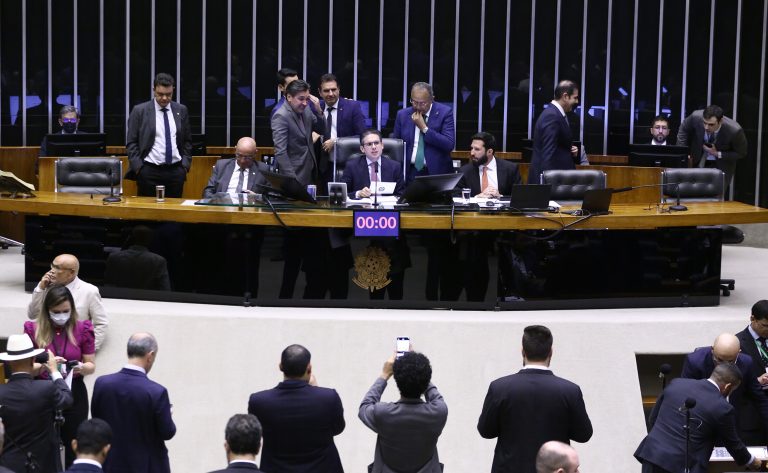 Câmara aprova criação do grupo parlamentar Brasil-Vaticano – Notícias