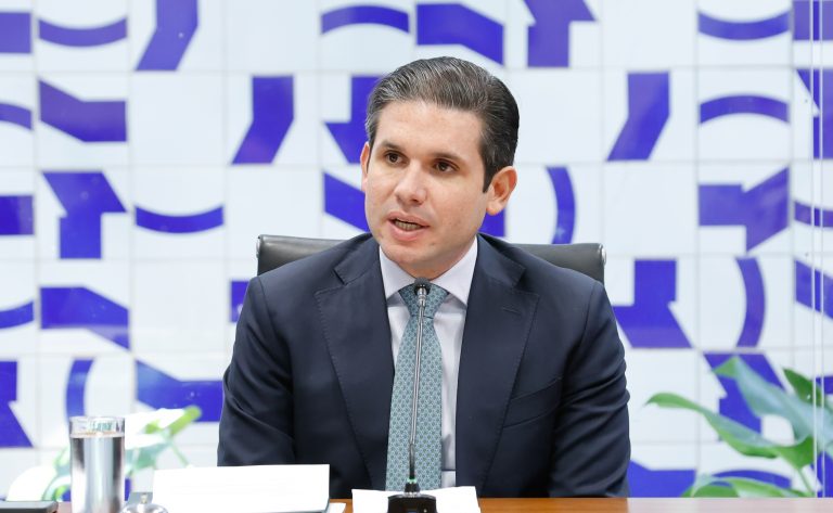 Motta defende projeto que prevê suspensão de 6 meses a deputado que impedir funcionamento de atividade legislativa – Notícias