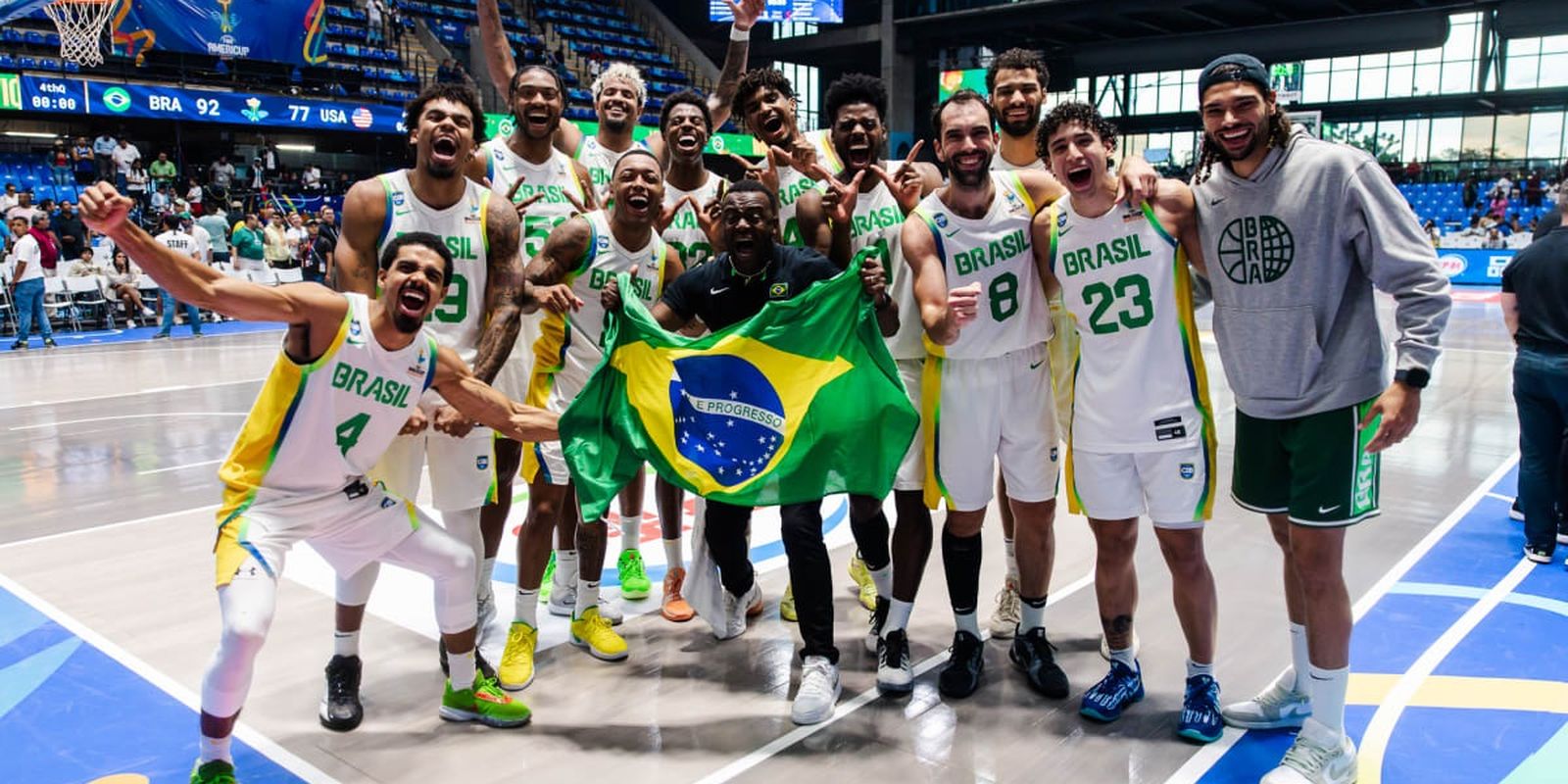 Brasil decide Copa América de basquete masculino contra Argentina