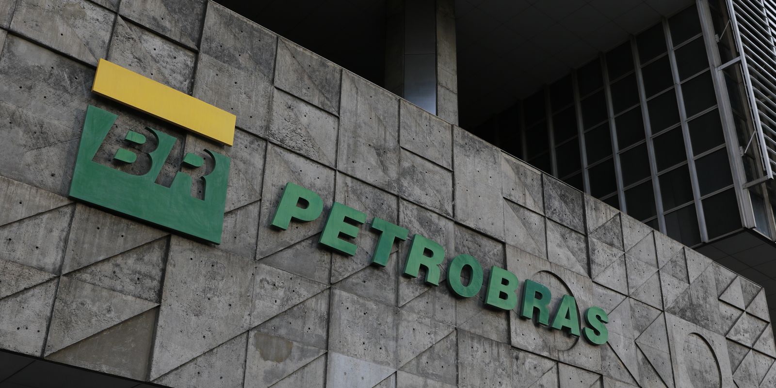 Petrobras anuncia investimentos em ações socioambientais no Rio