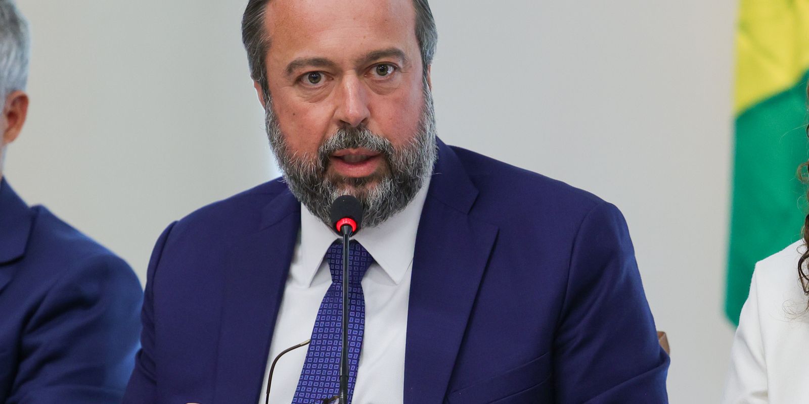 Governo estuda parceria com Bolívia para nova hidrelétrica binacional