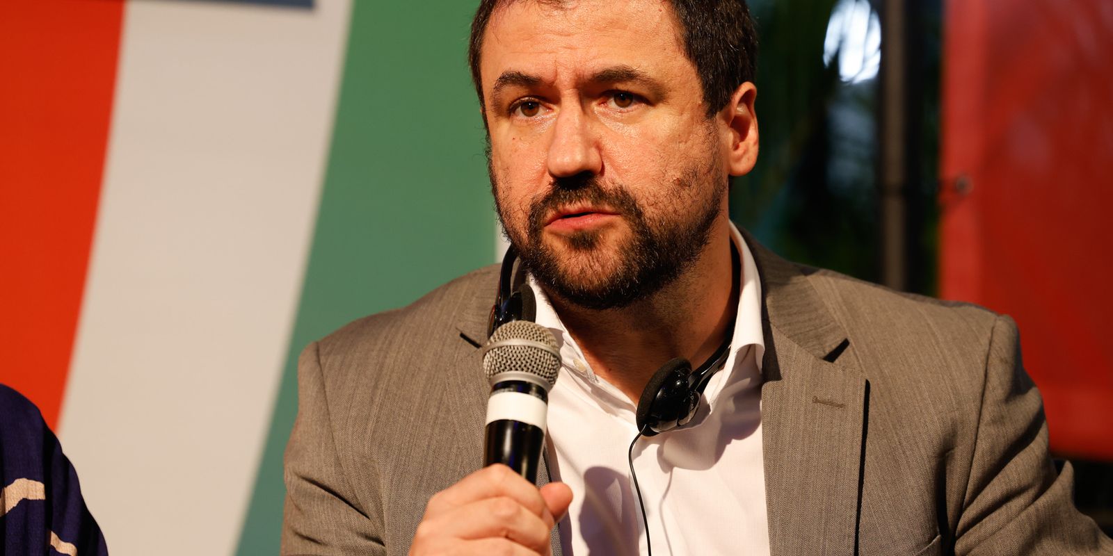 PL da Adultização amplia responsabilidade de big techs, diz secretário