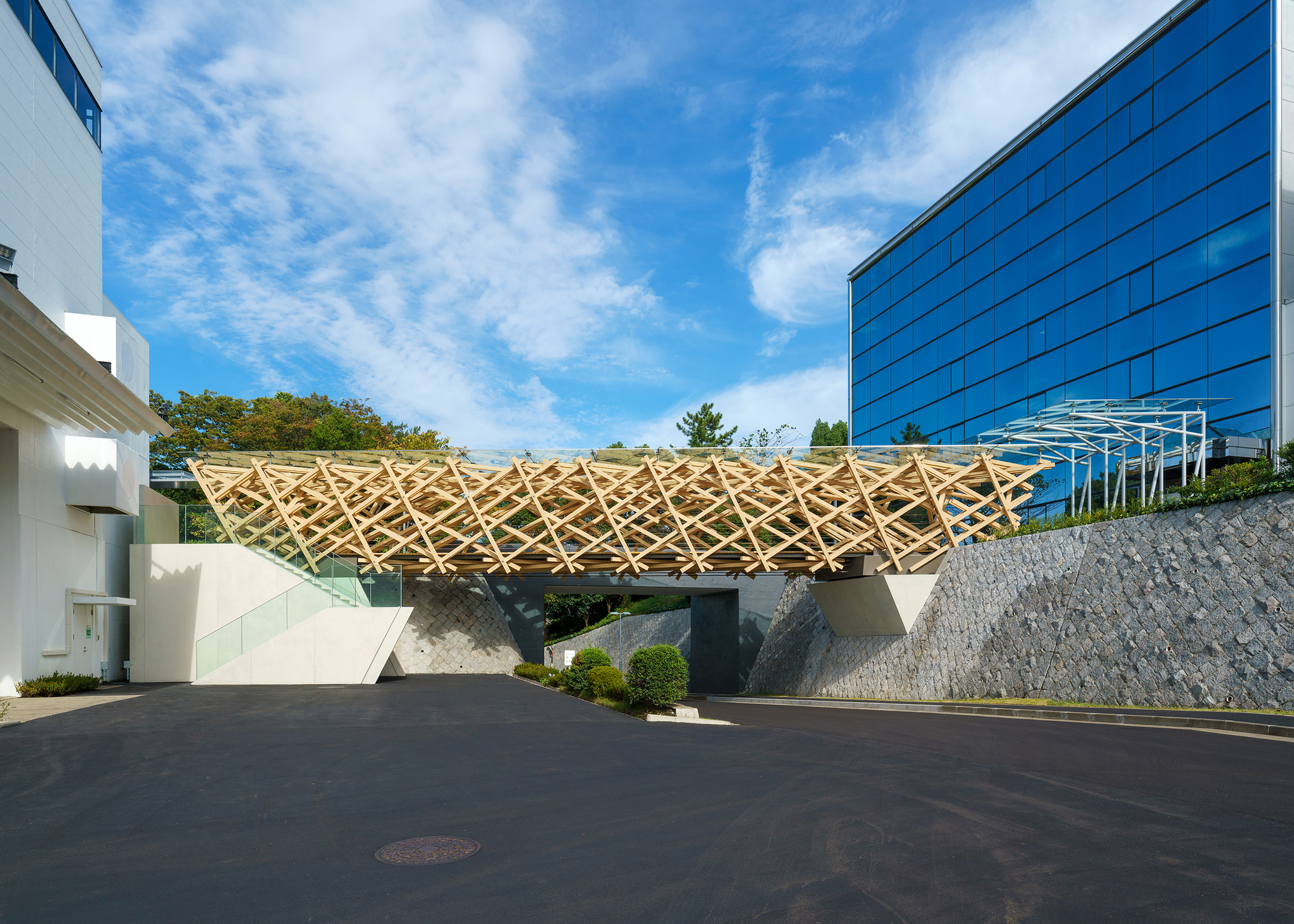 TacT.T Bridge / Taisei Design Planners Architects & Engineers