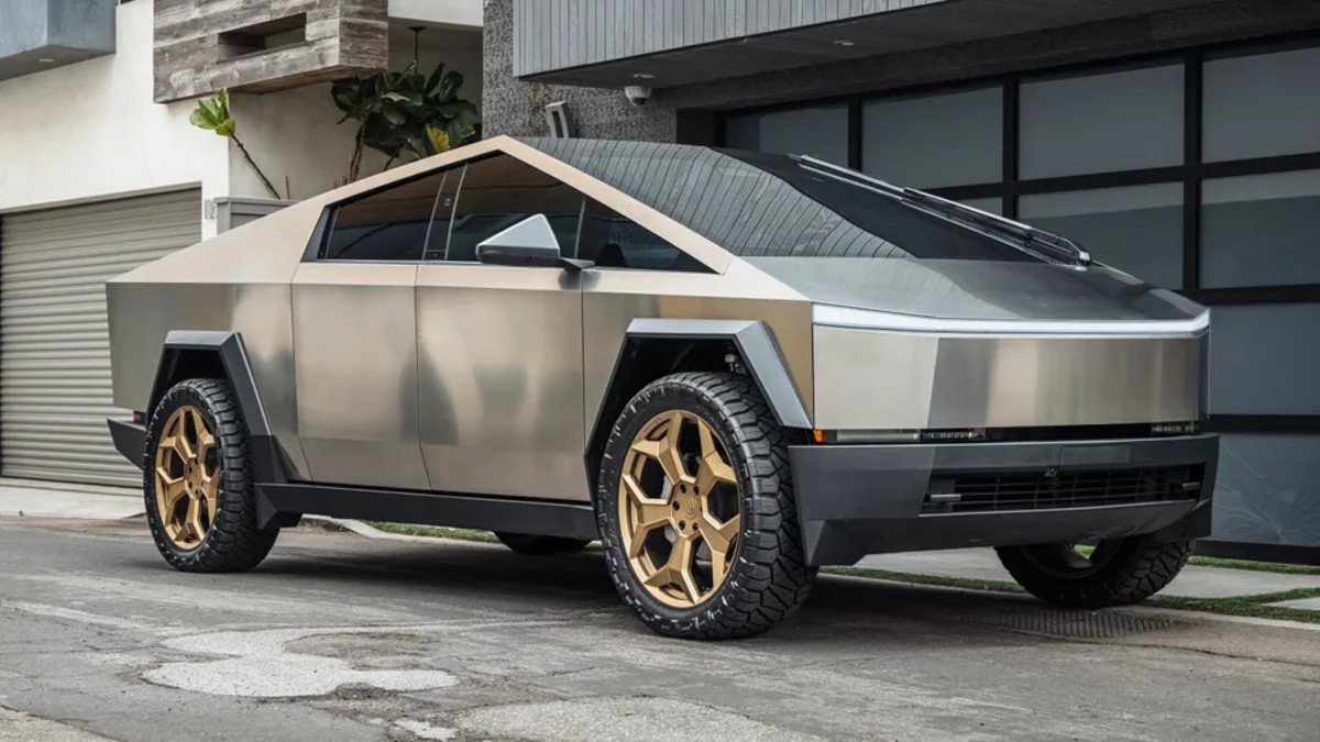 As novas rodas Cybertruck da performance desconectadas fazem com que pareça ainda mais selvagem