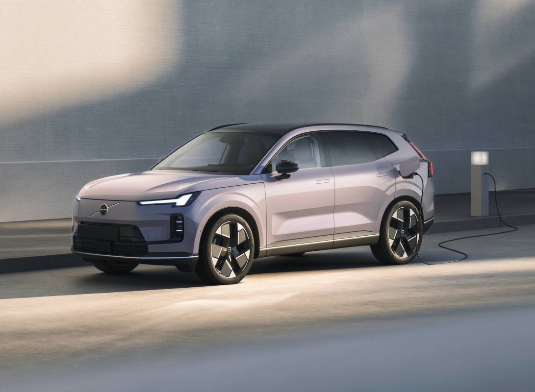 Novo Volvo XC70 chega com energia de plug-in de longo alcance