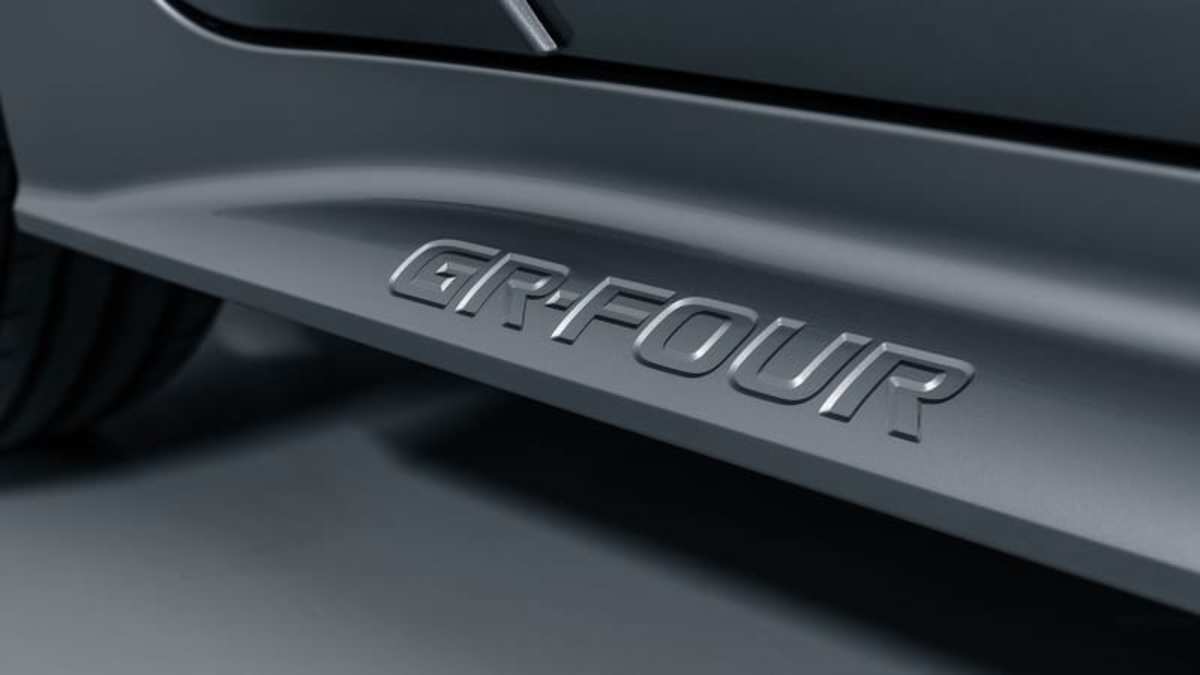 A Toyota acabou de fazer os corolas 2023 gr tão rápidos quanto os modelos 2025