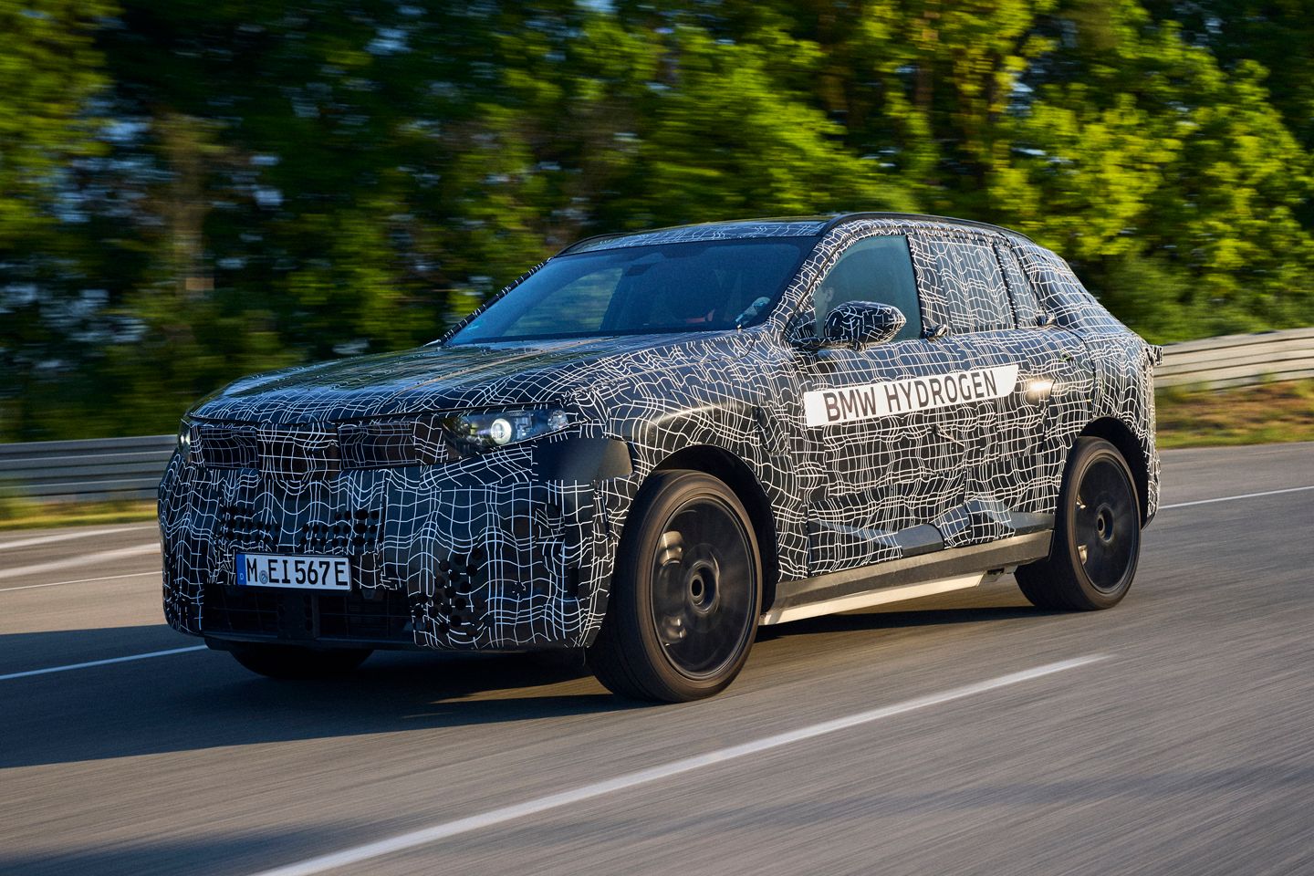 BMW confirma a produção de hidrogênio ix5 para 2028