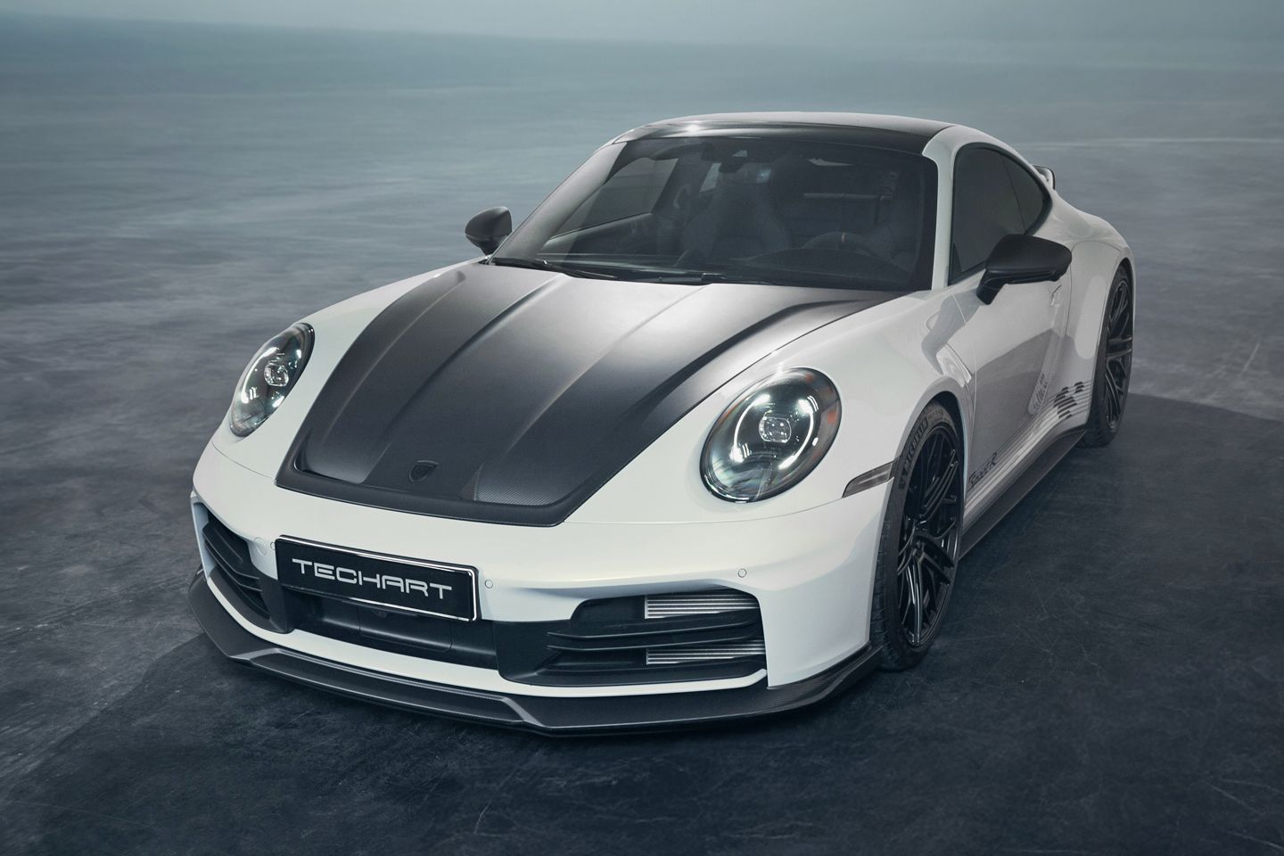 O novo Tsport R é 505hp repensando 911 carrera t