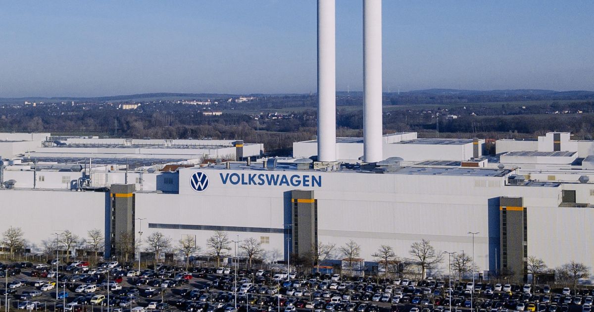 Volkswagen corta a produção de EV, apesar de ser o número um na Europa