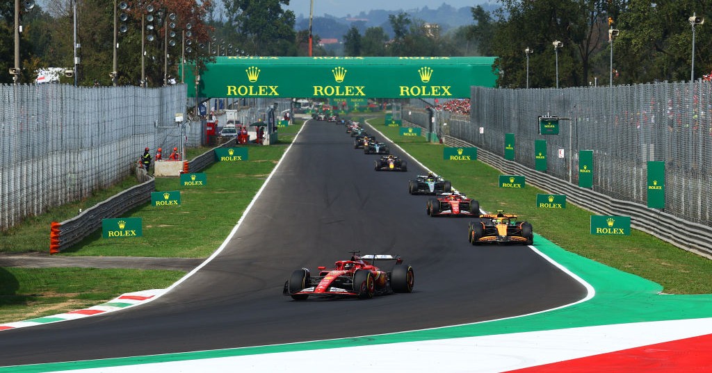 Monza lapidado com Alex Albon