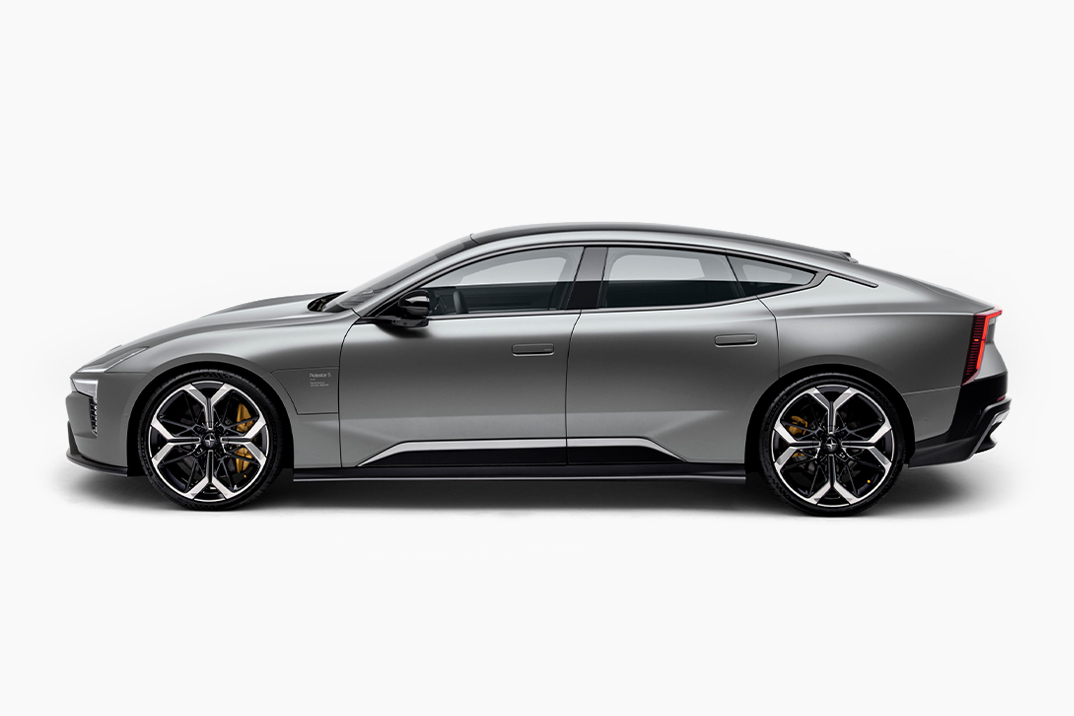 O Polestar 5 é um fastback de 884 hp com 441 milhas de alcance
