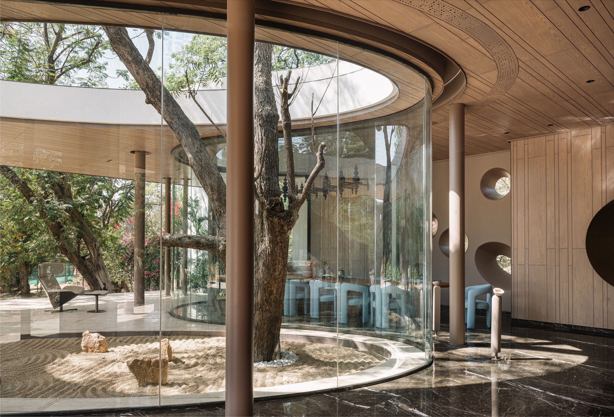 Gathering Grove Residence / R+R Architects