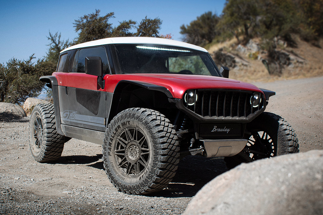 Vanderhall acabou de construir um off-road elétrico quad-motor com uma cabine de luxo