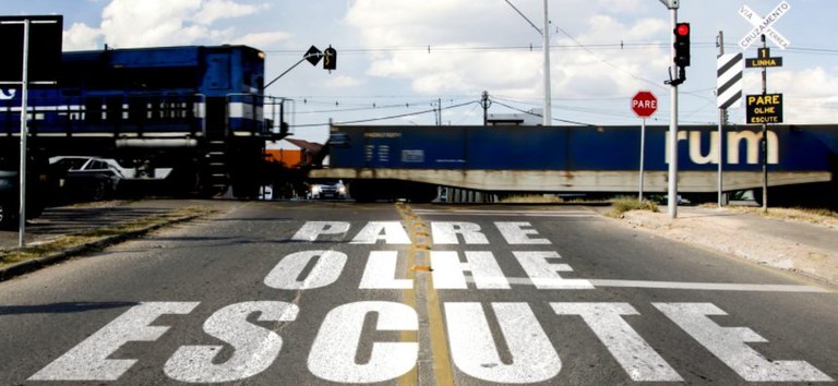 Vidas em primeiro lugar: ANTT reforça, em entrevista nacional, alerta sobre segurança ferroviária e redução de acidentes no Brasil — Agência Nacional de Transportes Terrestres