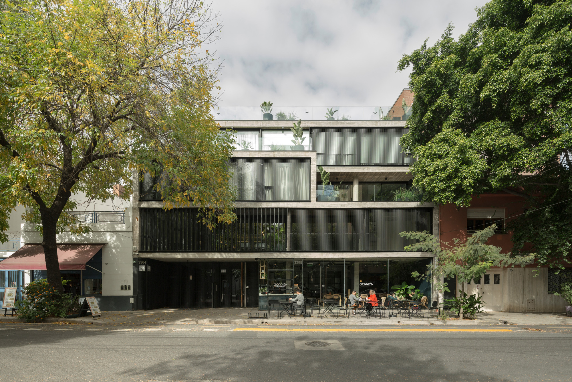 Newbery Urban Homes / Dieguez Fridman