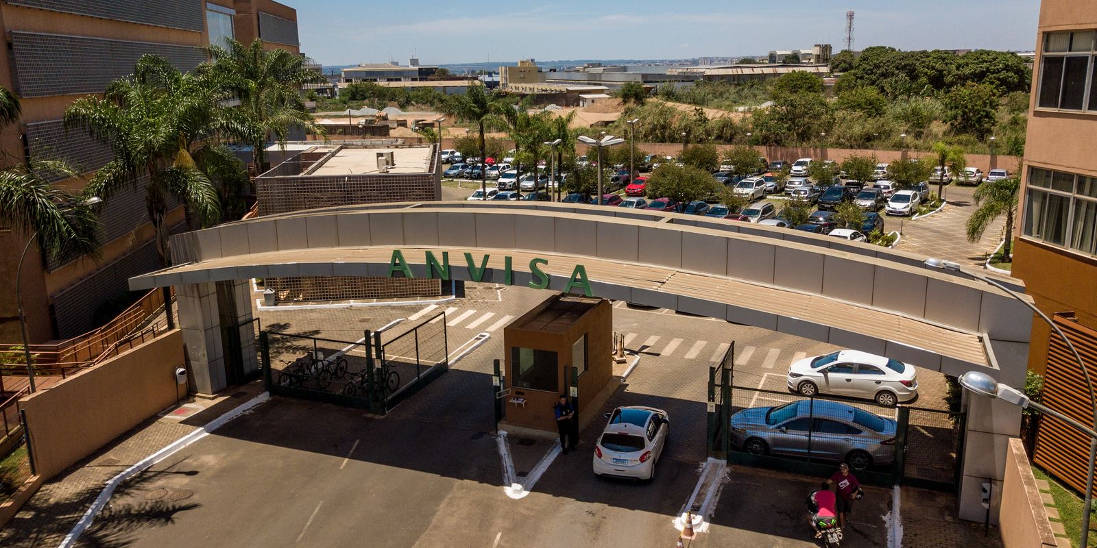 Anvisa proíbe venda de café torrado, whey e suplementos; veja marcas