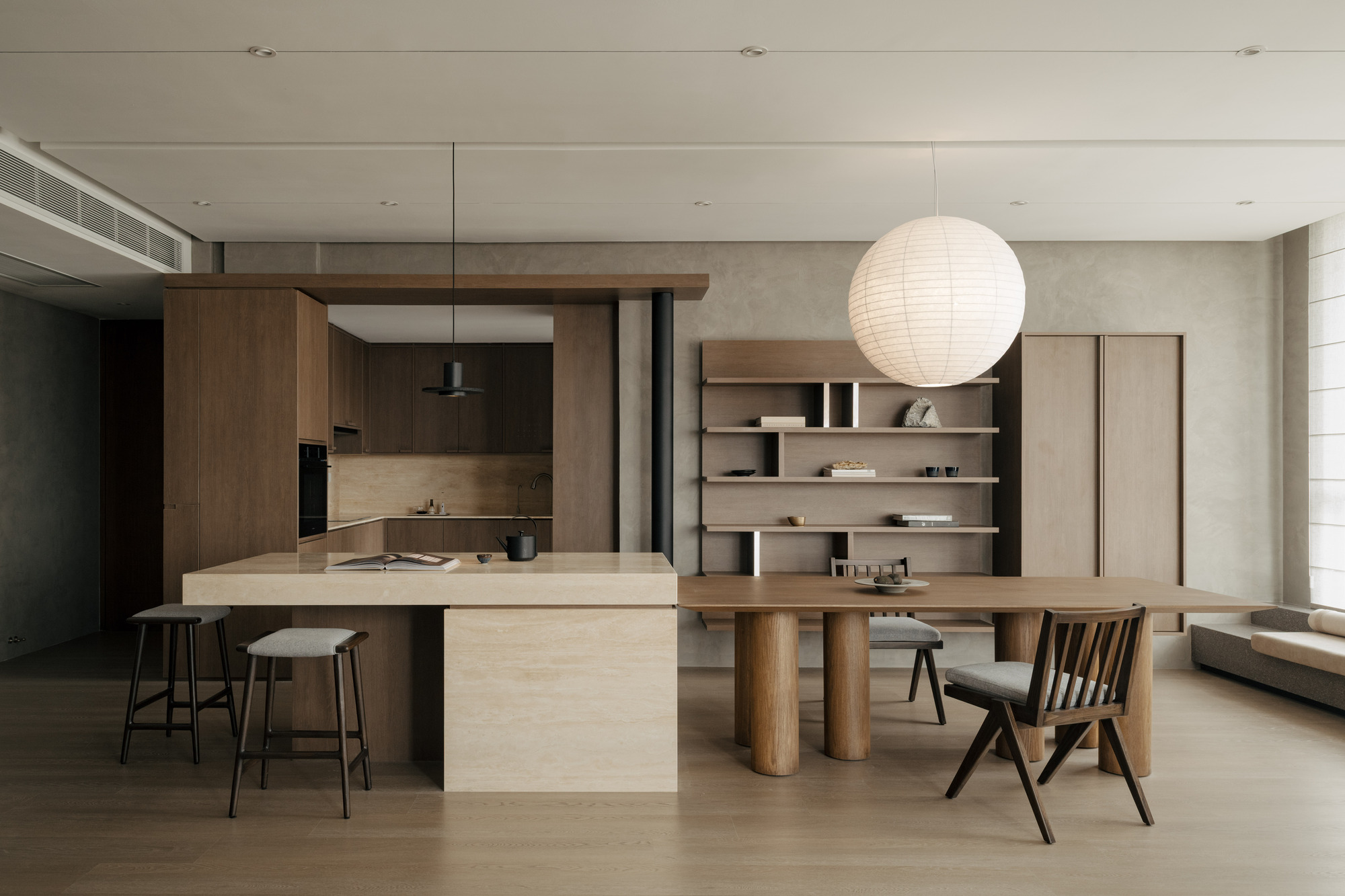 SS2 Apartment / Wuuu Studio