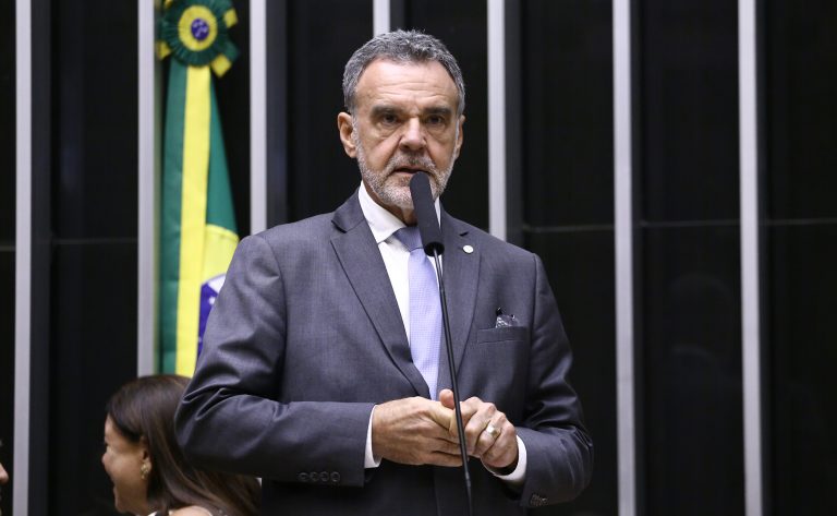 Comissão aprova projeto que proíbe comércio de produtos derivados de trabalho infantil ou forçado – Notícias