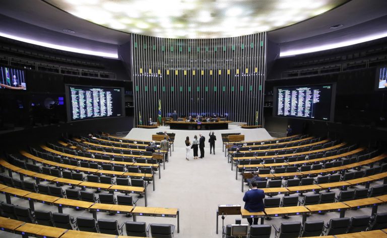 Julgamento de Bolsonaro domina debates no Plenário da Câmara – Notícias