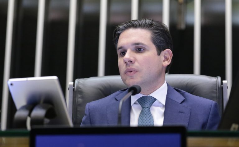 Votação da PEC das Prerrogativas vai fortalecer garantias do mandato parlamentar, diz Motta – Notícias