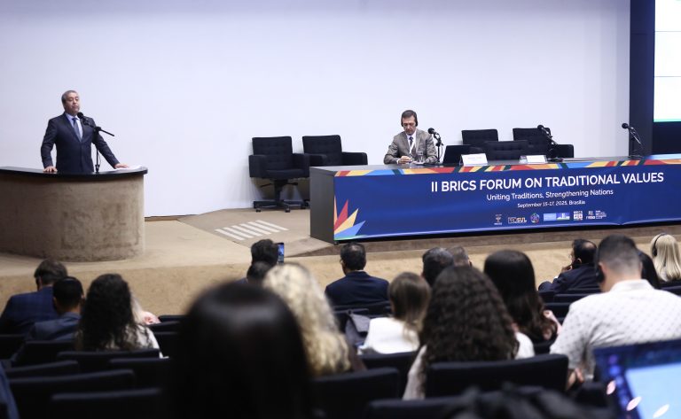 Fórum BRICS propõe ações conjuntas para combater pobreza e doenças – Notícias