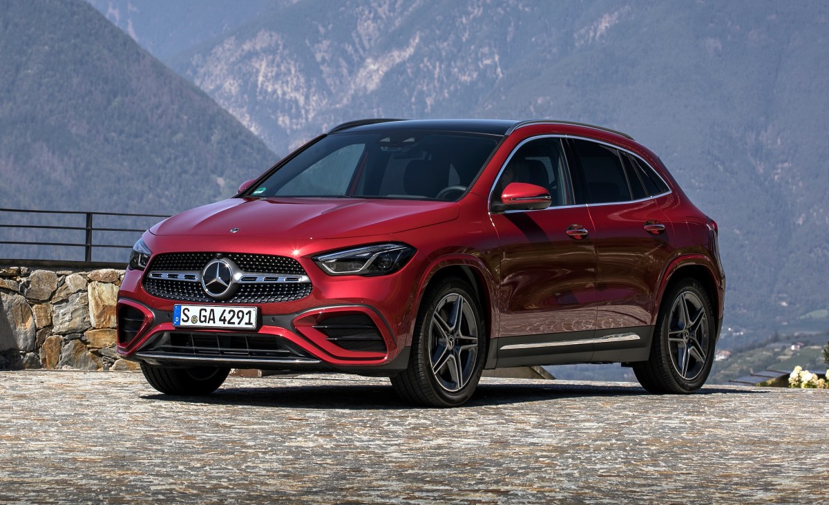 O SUV mais barato da Mercedes na América recebe um redesenho para 2026