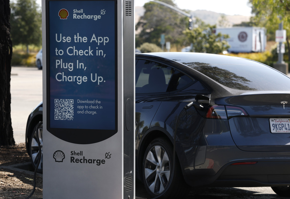 Sua próxima cobrança de EV pode ocorrer em um posto de gasolina